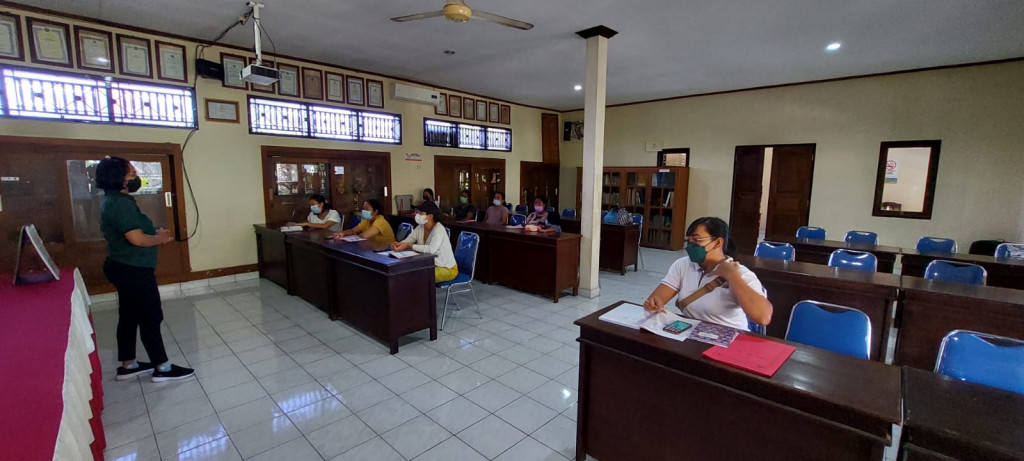 Kelas Ibu Hamil di Desa Baha